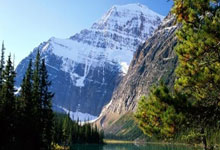 尤文图斯险胜维罗纳，积分榜领先优势扩大